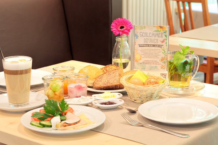 Brunch im Glashaus am Buß- und Bettag